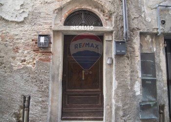 ENTRATA - Trilocale VIA IV NOVEMBRE
 
3, Roccastrada - foto 3