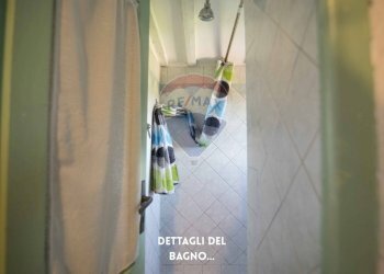 BAGNO CON DOCCIA - Trilocale VIA IV NOVEMBRE
 
3, Roccastrada - foto 30