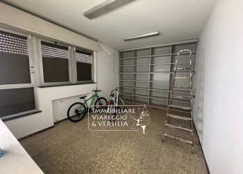 Foto 11 - Magazzino via Virgilio
 
200, Viareggio - foto 10