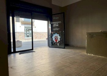 Interno non residenziale - Negozio via Principe di Napoli a Ponticelli, 74, Napoli - foto 4