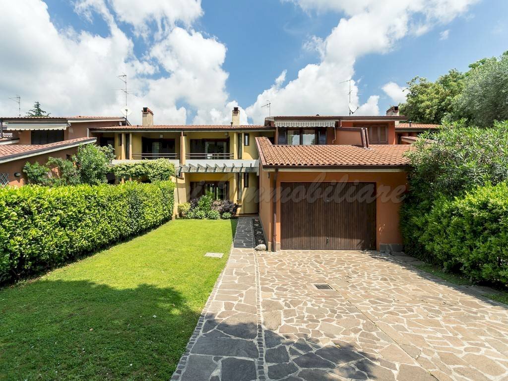 Giardino - Villa a Schiera viale Giulio Zavaritt, Gorle - foto 1