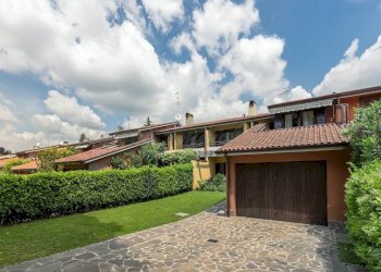 Box auto - Villa a Schiera viale Giulio Zavaritt, Gorle - foto 3