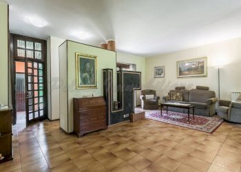 Salone - Villa a Schiera viale Giulio Zavaritt, Gorle - foto 5