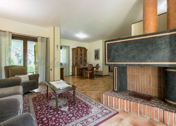 Salone - Villa a Schiera viale Giulio Zavaritt, Gorle - foto 6