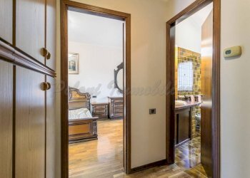 Disimpegno - Villa a Schiera viale Giulio Zavaritt, Gorle - foto 25