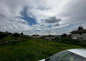 Piscina - Terreno edificabile via Montello, Mornago - foto 2