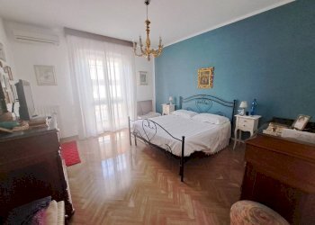 Camera da letto - Quadrilocale viale della Repubblica, Prato - foto 19