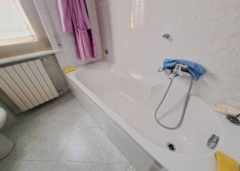 Bagno - Quadrilocale viale della Repubblica, Prato - foto 27