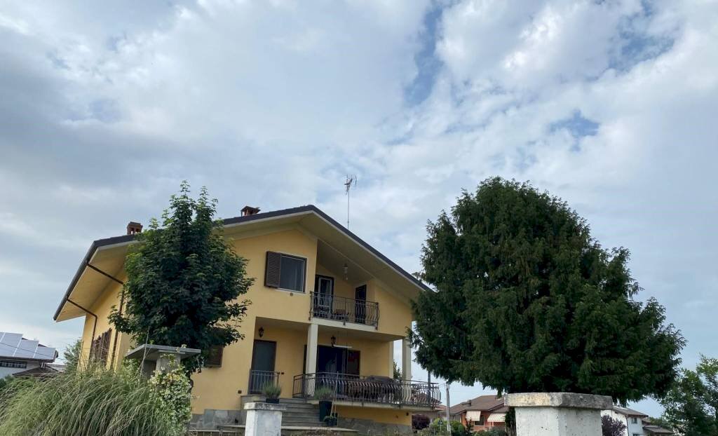 Facciata - Villa via Stefano Blengino, 30, Magliano Alpi - photo 1