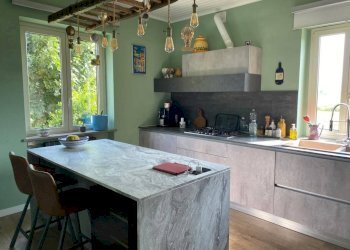 Cucina - Villa via Stefano Blengino, 30, Magliano Alpi - photo 10