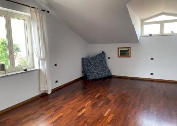 Camera da letto - Villa via Stefano Blengino, 30, Magliano Alpi - photo 26