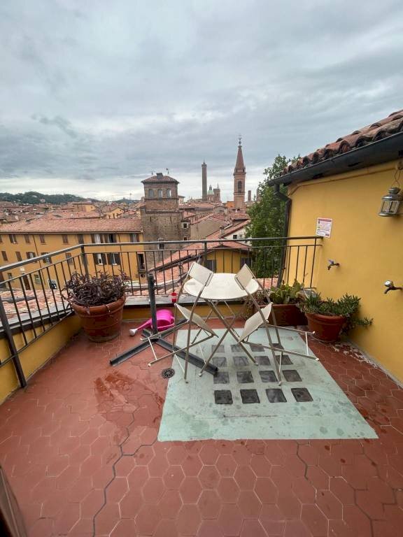 Terrazzo - Bilocale Bologna (zona San Vitale) - foto 2