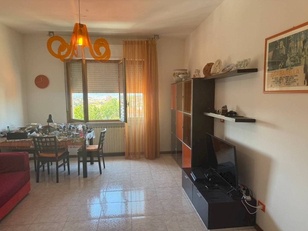 Salone - Trilocale via Tiburtina Valeria, 170, Pescara - foto 2