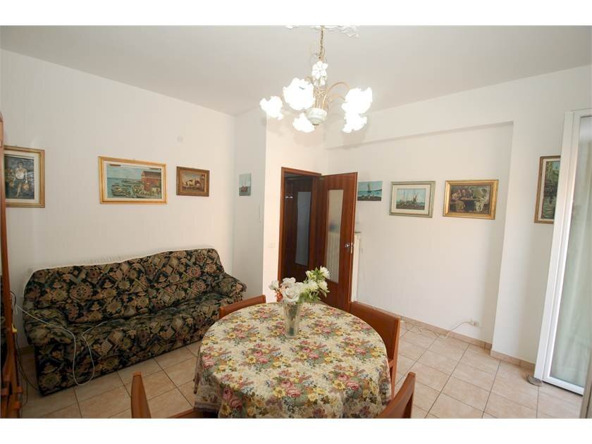 Trilocale Modena (zona San Faustino) - foto 3