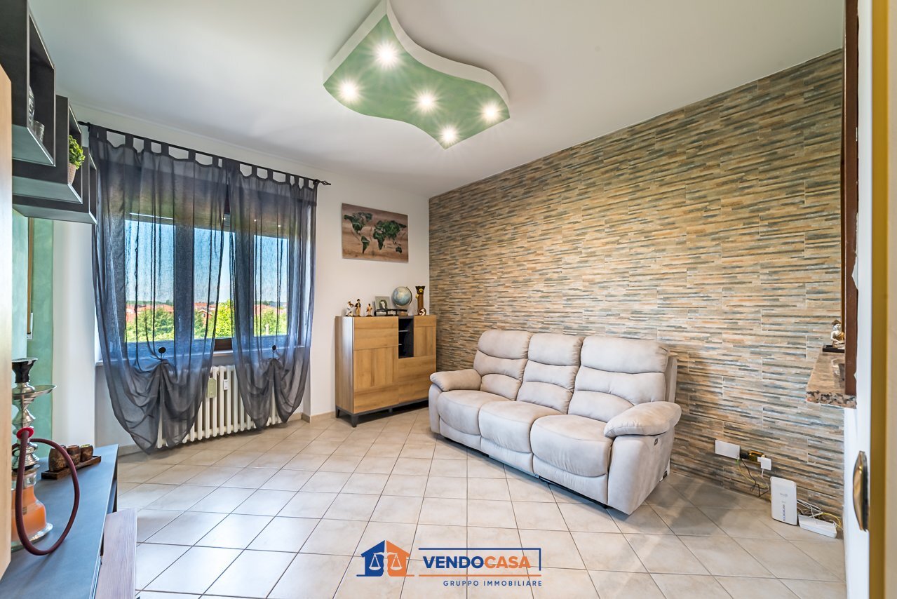 Three-room apartment Bra - photo 2