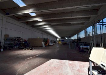 Capannone strada Statale, 15, Beinette - foto 24