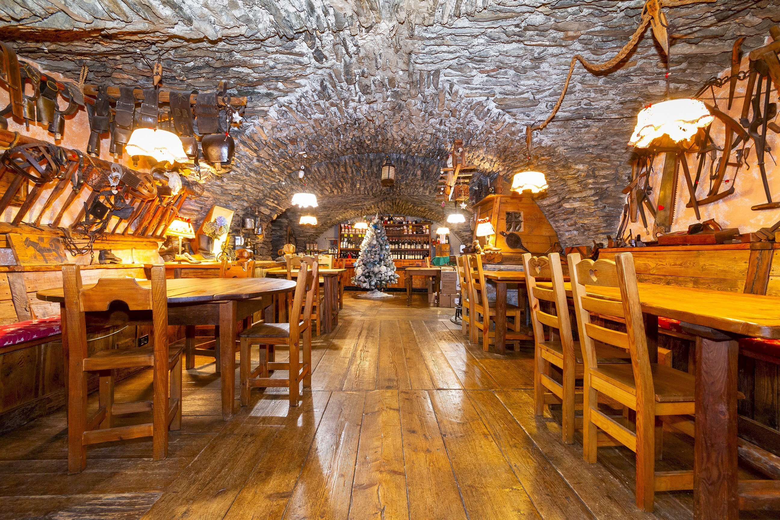 Commercial Premises Frazione Chianale, 39, Pontechianale - photo 1