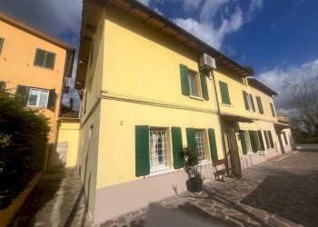 Porzione di casa Modena - foto 2