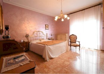Four-room apartment Magliano Alfieri - photo 2