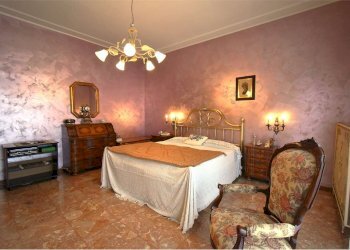 Four-room apartment Magliano Alfieri - photo 10