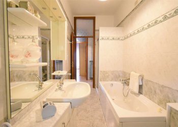 Four-room apartment Magliano Alfieri - photo 12