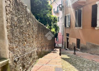 Appartamento Salita inferiore San Rocchino, Genova (zona Castelletto) - foto 1