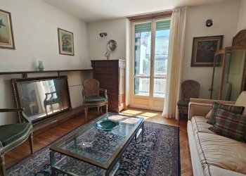 Camera da letto - Apartment via San Quintino, 22, Torino (neighborhood Centro) - photo 10
