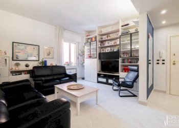 Salone - Appartamento via Daniele Manin, Bologna (zona Bolognina) - foto 4