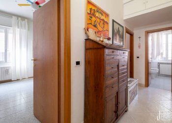 Corridoio - Appartamento via Daniele Manin, Bologna (zona Bolognina) - foto 38