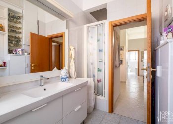 Bagno - Appartamento via Daniele Manin, Bologna (zona Bolognina) - foto 49