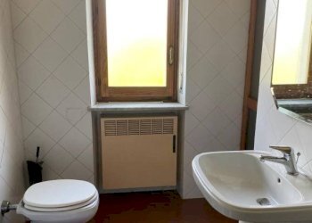 Bagno - Four-room apartment via Langhe, 117, Magliano Alpi - photo 9