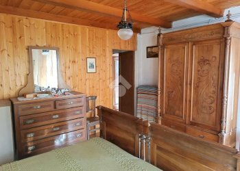 Semi-detached house Frazione capomosso, Valdilana - photo 16