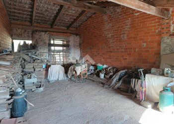 Semi-detached house Frazione capomosso, Valdilana - photo 27