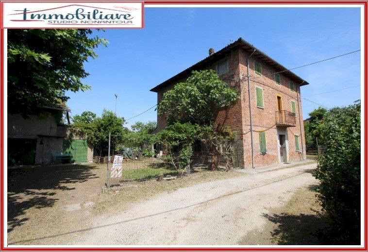 Independent house Nonantola - photo 1