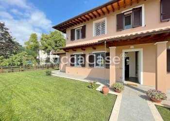Villa Capannori - foto 1