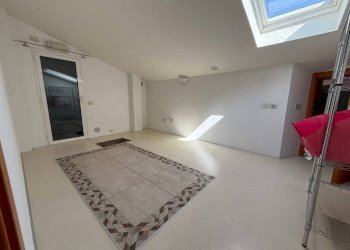 Stanza non arredata - Attico via Santa Maria del Monte, Saludecio - foto 8