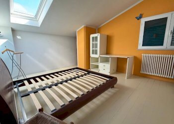 Camera da letto - Attico via Santa Maria del Monte, Saludecio - foto 10