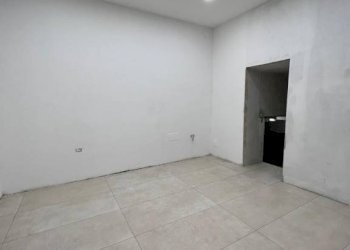 Stanza non arredata - Negozio via Andrea Moretti, Bergamo - foto 27