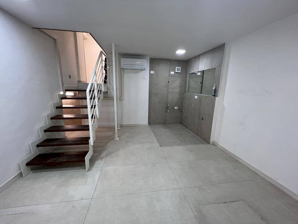 Interno palazzo - Negozio via Andrea Moretti, Bergamo - foto 3