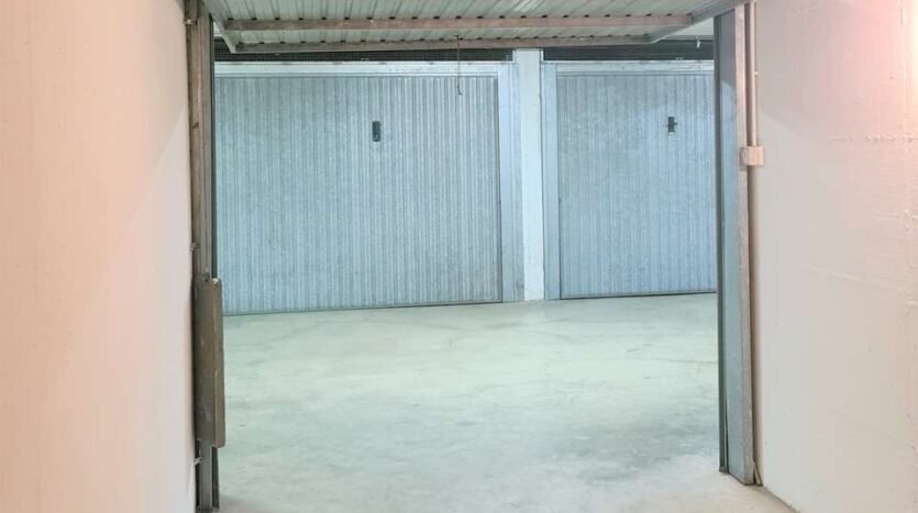 Garage - Parking Soliera - photo 3