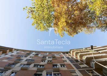 Negozio Piazza Firenze, 15, Milano - foto 1