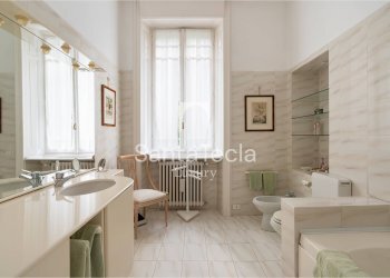 Single Family Villa Strada Nazionale del Sempione, 44, Baveno - photo 17