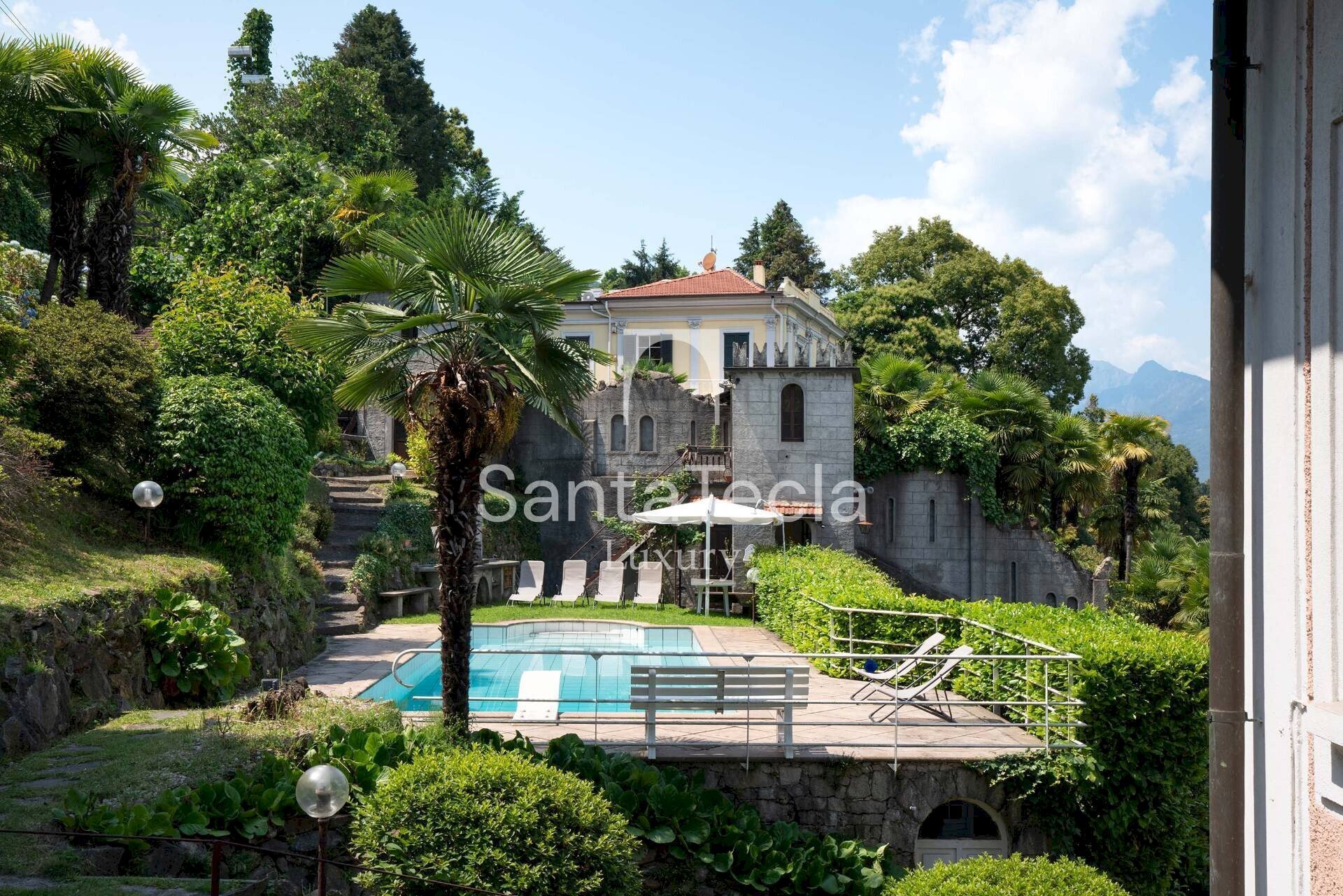 Single Family Villa Strada Nazionale del Sempione, 44, Baveno - photo 1