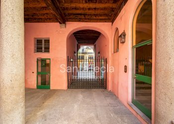 Shop Via Santa Marta, 21, Milano - photo 18