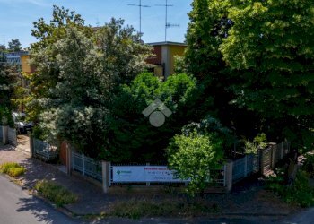 Three-room apartment Via Marco Minghetti, Carpi - photo 8