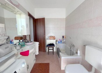 Trilocale Via Rodolfo Bazzano, Asti - foto 8