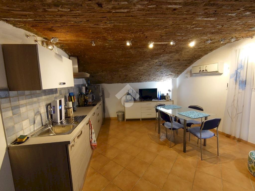 One-room apartment Via del Pratello, Bologna (neighborhood Centro Storico) - photo 2