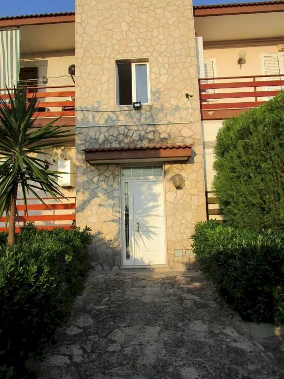 Facciata - Three-room apartment Statte - photo 2