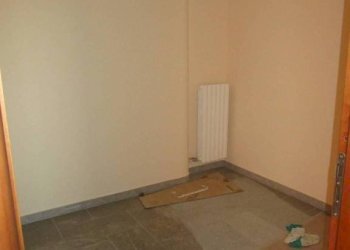 Ripostiglio - Three-room apartment Statte - photo 17
