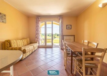 Salone - Appartamento via Sant'Isidoro, 1, Bogogno - foto 1